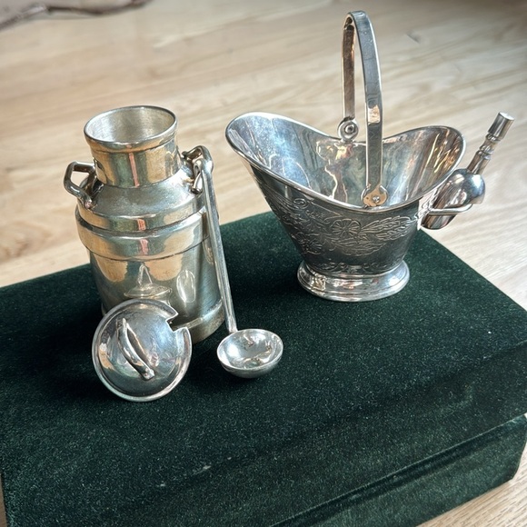 Vintage Silver Neiman Marcus Cream and Sugar Set in Box - Picture 3 of 6